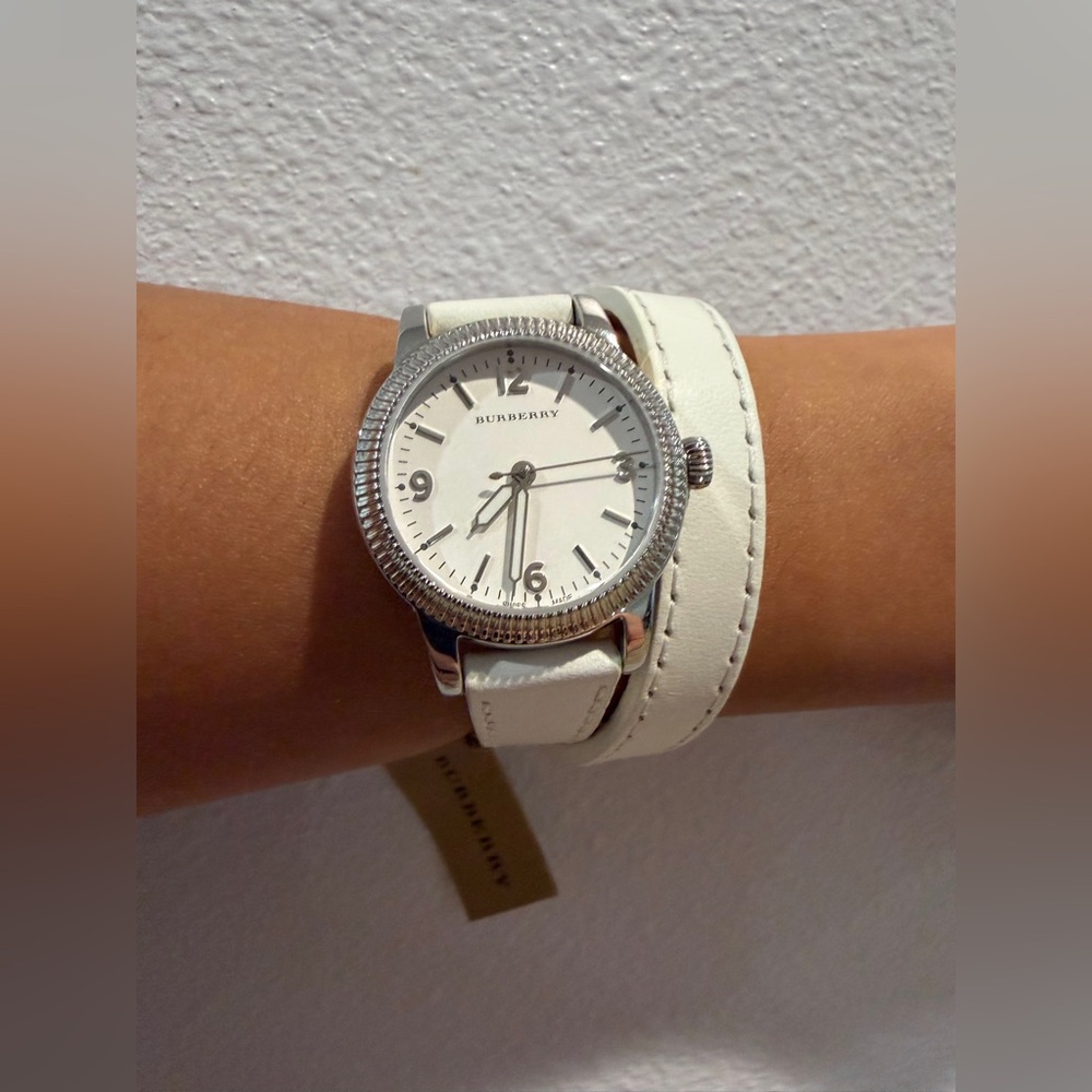 NWT Burberry Watch with Double Wrap Leather Strap - Picture 6 of 8
